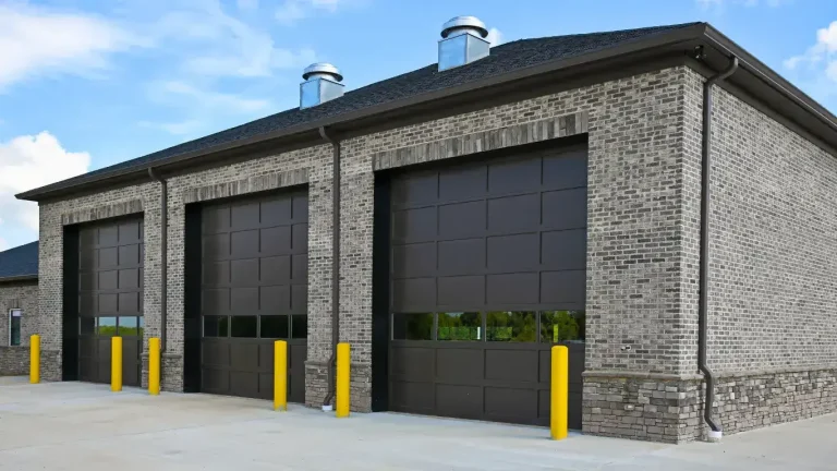 how to choose the best commercial garage door photo