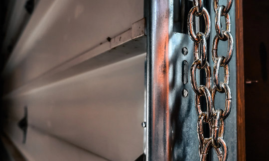 How Tight Should a Garage Door Chain Be?