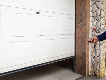 how to close a garage door without power simple manual steps photo