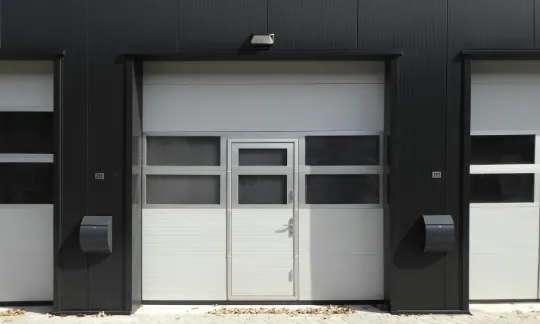 Signs It’s Time to Upgrade Your Garage Door Opener